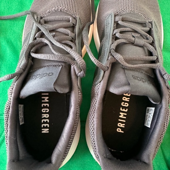 WMNS) adidas Racer TR21 'Carbon Vapour Pink' H00654 size 9 1/2 (9.5) almost new! - Picture 15 of 16